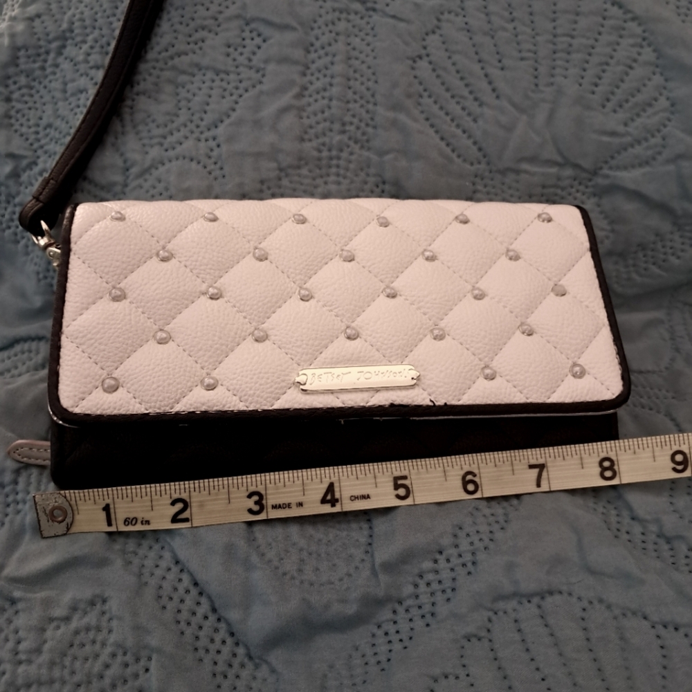 Betsey Johnson wallet